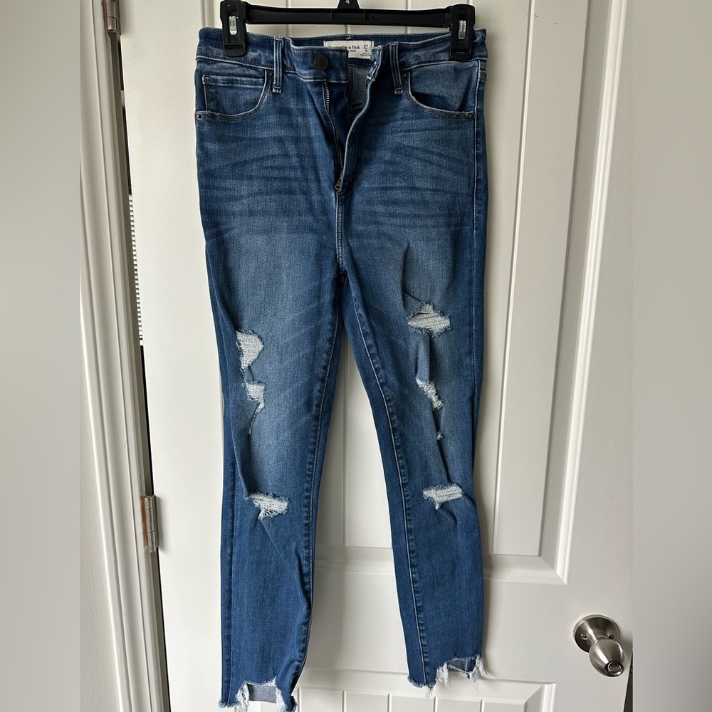 Abercrombie & Fitch Blue Distressed high Rise Skinny Jeans